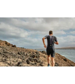 Zone3 Men's Aquaflo Plus SS Trisuit -Swimming Shops 5668190585000 blackgreyneongreen 4a