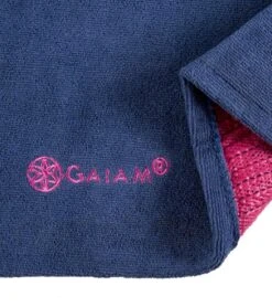 Gaiam Grippy Yoga Mat Towel -Swimming Shops 5668994089128 estatebluefuchiared 4a
