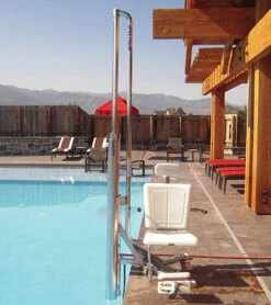 Spectrum Gallatin WP 400 Water-Powered Lift -Swimming Shops 5671885340840 5