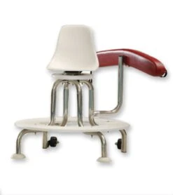 30" O Series Lifeguard Chair