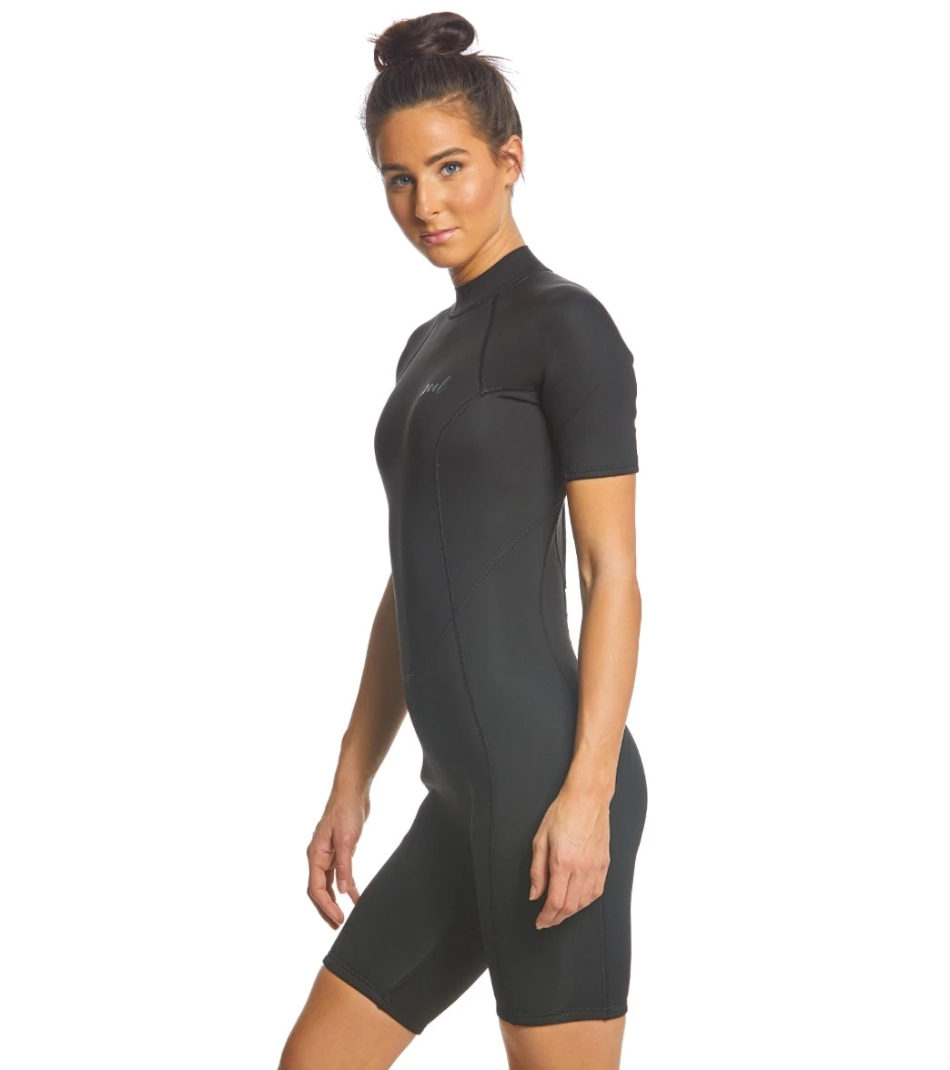 Xcel Women's Axis 2mm Short Sleeve Spring Suit 2 Xcel Women's Axis 2mm Short Sleeve Spring Suit - Image 2