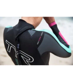 TYR Women's Hurricane Cat 5 Fullsleeve Triathlon Wetsuit 5 TYR Women's Hurricane Cat 5 Fullsleeve Triathlon Wetsuit -Swimming Shops 6751757795496 blackturqfuschia 3a