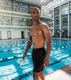 Nike Men's Fusion 18" Swim Trunks -Swimming Shops 7192581537960 black 4a