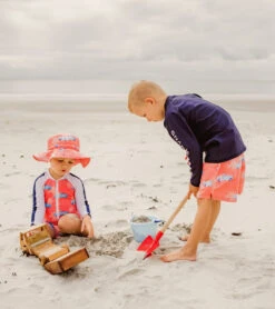 Boys' Sunset Cruising Navy LS Rash Top (Toddler, Little Kid, Big Kid) -Swimming Shops 7217017749672 coral 5a