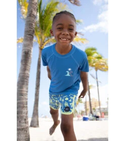 Boys' Twin Peaks Short Sleeve Rashguard (Toddler, Little Kid, Big Kid) -Swimming Shops 7600908828840 seasideblue 3a