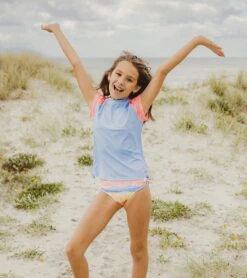 Girls' Cornflower Peach Sleeve Short Sleeve Rash Guard (Toddler, Little Kid, Big Kid) -Swimming Shops 7631513256104 blue 6a